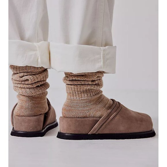 🎉LAST CHANCE🎉 FREE PEOPLE Milo Everyday Mules / Oyster Suede - Picture 4 of 12